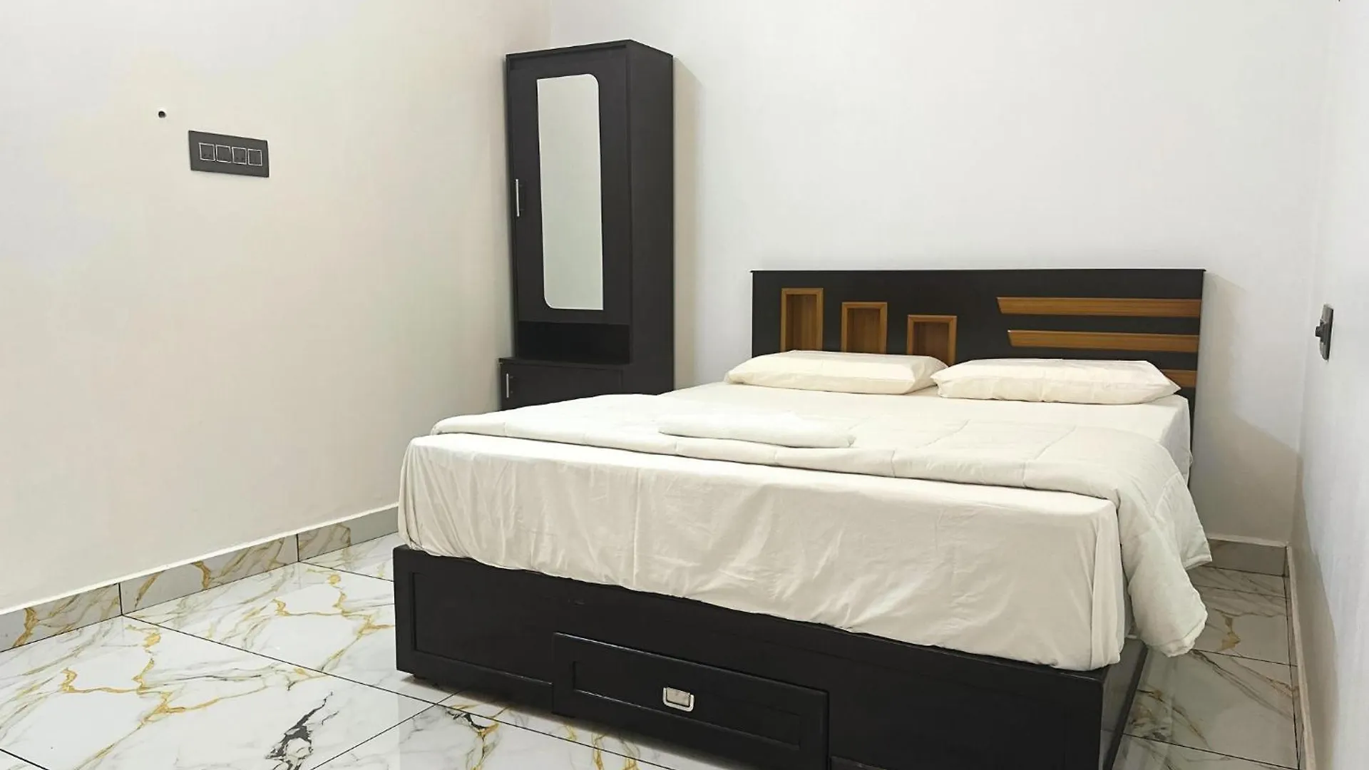 Chakkantharas Premium Villa Athirappilly Country house