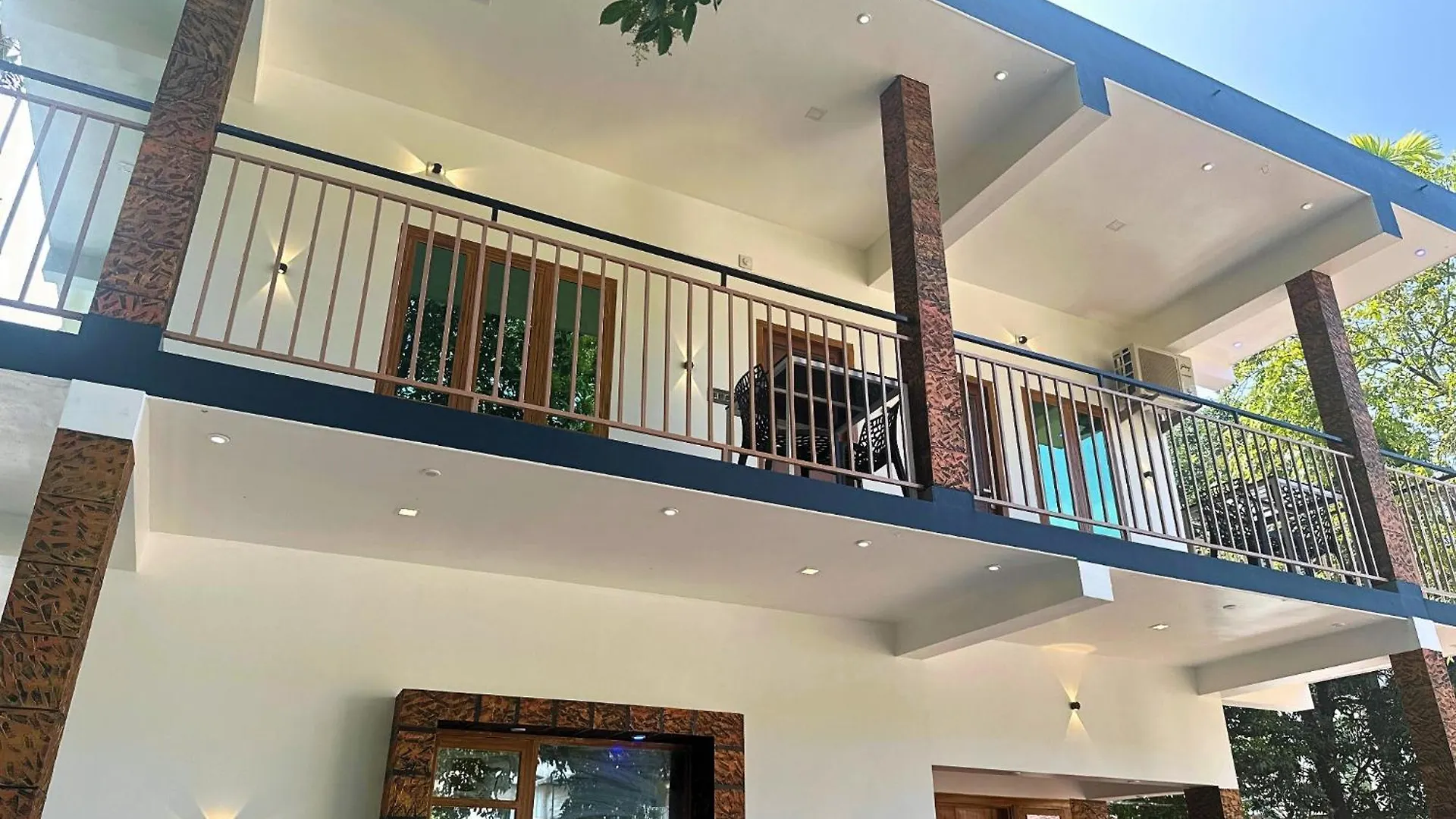 Chakkantharas Premium Villa Athirappilly Country house