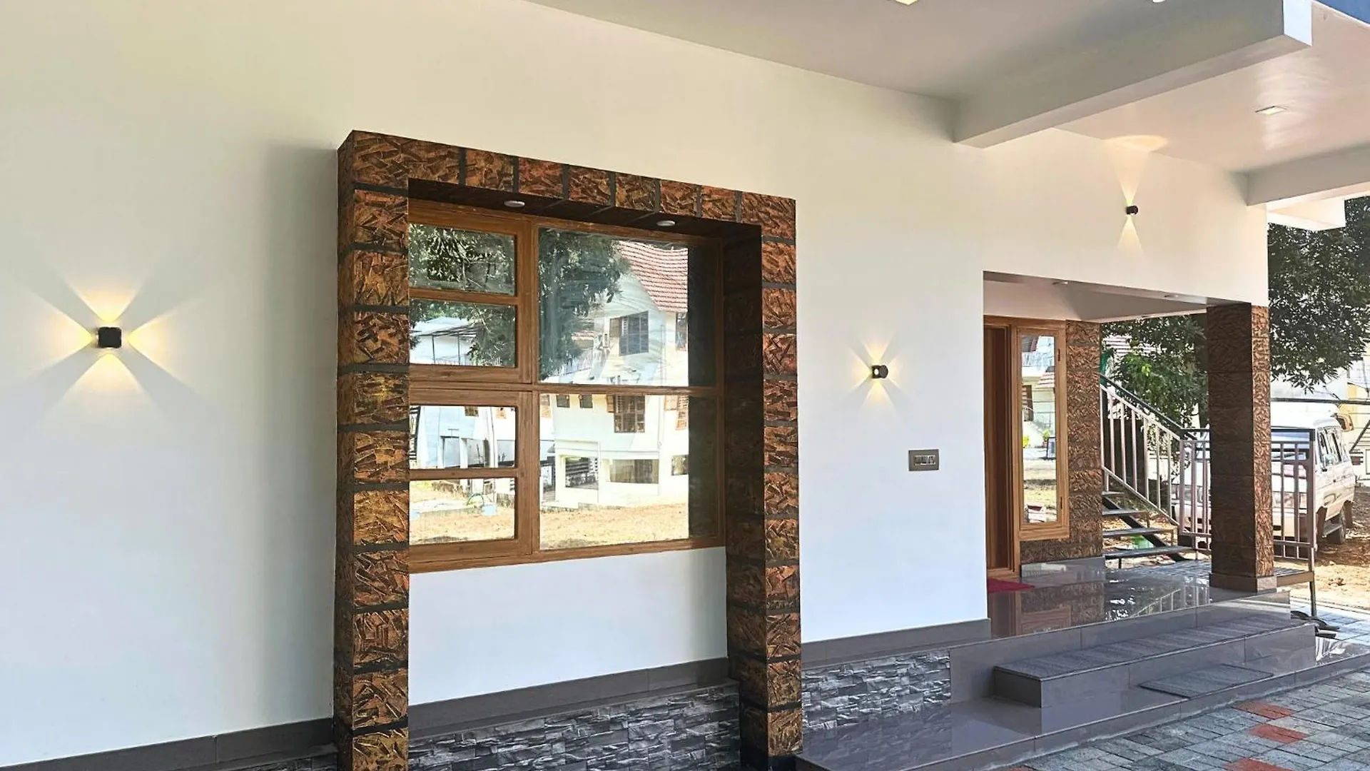 Chakkantharas Premium Villa Athirappilly