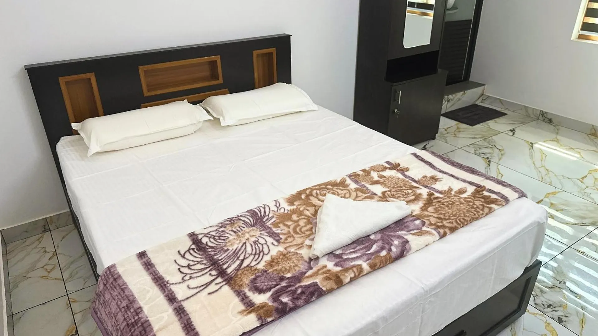 Country house Chakkantharas Premium Villa Athirappilly